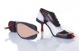 Эти туфли можно считать холодным оружием: