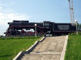 У нас, в Новокузнецке, тоже лет 8-10 назад поставили памятник