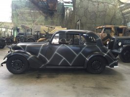 Там таблички не было откуда он взялся. Раз вы так здорово меня разоблачили, то скажите что вот это, точно трофей и тоже без таблички стоял.