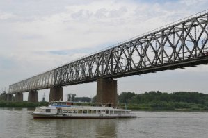 За Павлодар зачёт автоматом, Родина