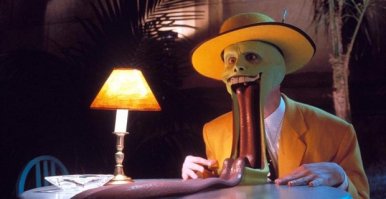 Юля Ефимова внутри купальника, но вне бассейна