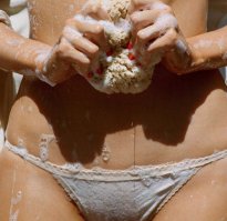 Побалуй свой руки не отказывай себе не в чем..Твой мысли выдают тебя