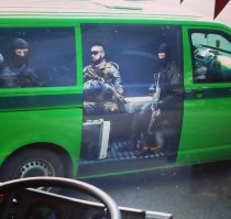 Инкасаторский бус ПриватБанка, хз че тут угарного.