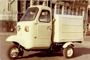 Одна из модификаций.Кабина была сделана из штампованных сваренных листов стали и весила около 50 кг