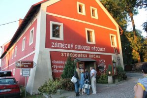 И по Чехии много, вот, например,  в Детенице корчма