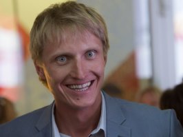 Эмоциональная китайская пловчиха Фу Юаньхуэй 