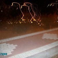 Странный какой-то пост.Надергали картинок и считаете, что знаете все о войне.Вот так выглядит война.когда среди ночи видишь куски горящего того, что не должно гореть...возле дома...