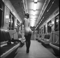 Модные люди в метро: осторожно, здесь может быть ваша фотография!