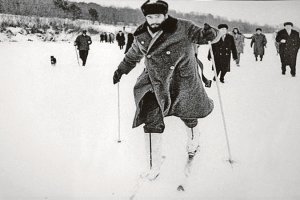 27 апреля 1963 г. Фидель прибыл в Мурманск, откуда и началось его путешествие по СССР.  Viva Fidel !