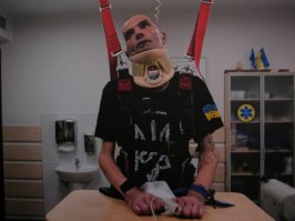 Зато у вас, дебилов, медицина высочайшего уровня