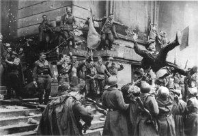 Спасибо, земляк. Ваша серия "Архивные фотографии Второй Мировой Войны" очень любознательна. Всегда внимательно и с интересом знакомлюсь с ней. Удачи в новых поисках.  
Но вот эти снимки должны выглядеть так: