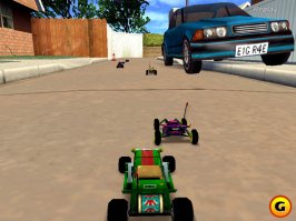 Игру "Revolt" напомнило. Надо будет скачать и с сыном погоняться.