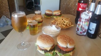 Весь фаст фуд можно приготовить дома из хороших продуктов и 100 раз вкусней