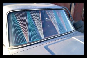 Редуктор мокрый, значит смазка есть!  И крабик в рычаге передач, ну всё как должно быть! Только плетенки на заднее стекло не хватает.