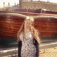 Эта так похожа на ...