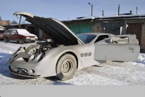 Умелец из Чернигова машинку достроил, старые фото, авто в грунте еще