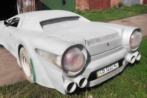 Умелец из Чернигова машинку достроил, старые фото, авто в грунте еще