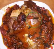 мясо ведь сырое? или мне кажется