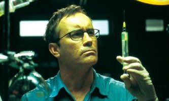 Фермер оживил замерзшего козленка, разогрев его в духовке