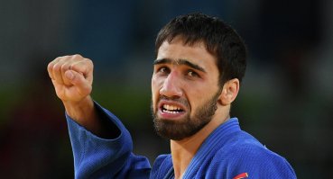 Хасан Магометович Халмурзаев, род. 9 октября 1993 года, Назрань, Россия — российский дзюдоист, олимпийский чемпион 2016 года в категории до 81 кг, чемпион Европы, чемпион Европы среди юниоров, чемпион России, призёр юношеских Олимпийских игр 2010 года в Сингапуре, чемпион летней Универсиады 2015 года в Кванджу. Заслуженный мастер спорта России.

Хасан служит в Отдельном батальоне ППСП МВД по Республике Ингушетия. Сержант полиции. Победил в финале ОИ 2016 американца Трэвиса Стивенсона, вот что рассказал о своих отношениях с американцем
"Меня многие спрашивали: вот американец — это же принципиальная схватка? Нет. Я его очень уважаю, он хороший парень. Мы так живём в своём дзюдо. Странно, но некоторые не понимают, что борьба должна быть только на стадионе. За его пределами надо оставаться людьми, а не заниматься травлей соперника ради само­рекламы"