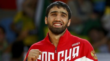 Хасан Магометович Халмурзаев, род. 9 октября 1993 года, Назрань, Россия — российский дзюдоист, олимпийский чемпион 2016 года в категории до 81 кг, чемпион Европы, чемпион Европы среди юниоров, чемпион России, призёр юношеских Олимпийских игр 2010 года в Сингапуре, чемпион летней Универсиады 2015 года в Кванджу. Заслуженный мастер спорта России.

Хасан служит в Отдельном батальоне ППСП МВД по Республике Ингушетия. Сержант полиции. Победил в финале ОИ 2016 американца Трэвиса Стивенсона, вот что рассказал о своих отношениях с американцем
"Меня многие спрашивали: вот американец — это же принципиальная схватка? Нет. Я его очень уважаю, он хороший парень. Мы так живём в своём дзюдо. Странно, но некоторые не понимают, что борьба должна быть только на стадионе. За его пределами надо оставаться людьми, а не заниматься травлей соперника ради само­рекламы"