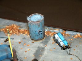 Сварщики из 60-х, да и из 70-х тоже, подскажите. Были ли в те годы баллоны с ацетиленом, как на диораме, или всё таки, только генераторы ацетилена на карбиде?