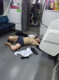 Япона мама: зверски пьяные японцы района Сибуя