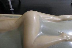 использовать сразу после вскрытия упаковки