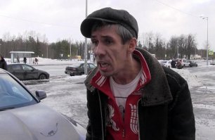 Такое впечатление, что Варя добавила  наших артистов ,чтоб не кричали американский перепост. К примеру где это чудо, а он что не говори был мега популярным.