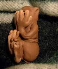 Самоучка: эта 15-летняя девочка мастерски делает самый жуткий макияж