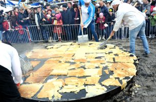 А я кушаю вот такие блины