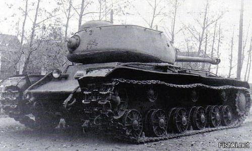 Ксения, а проверить нельзя было?

Вот фото этого же танка:

Подпись под фото:
"Прототип танка с корпусом от КВ-1С и башней от ИС-2 с 122-мм пушкой"