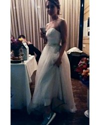 Я точно не знаю, но думаю, что так многие невесты к вечеру делают