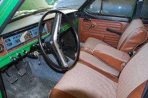 Это она ещё салоны советских автомобилей не видела... ;)