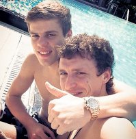 Шли бы вы отсюда..... нам грустнее.