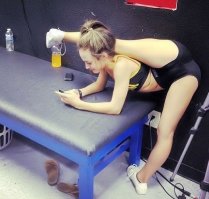 Я бы ВДУЛ, но как изогнуться???