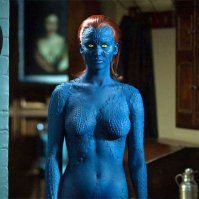 Самоучка: эта 15-летняя девочка мастерски делает самый жуткий макияж