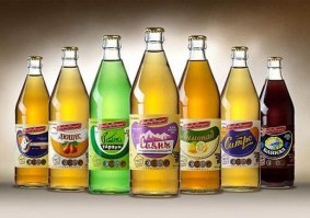 А из этого вообще не надо делать торты, они и так вкусные и утоляют жажду...