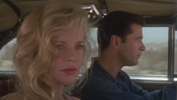 Сразу вспомнил фильм "Привычка жениться"