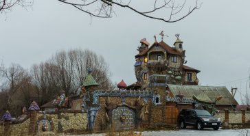 у нас в Калужской области в Козельске поинтересней будет