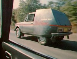 В 1983 году делали уже из Нивы броневик. Для фильма Мираж.