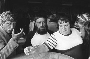 сначала и поняла это мужик или баба