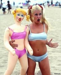 Безутешный вдовец нашел неожиданную замену жене