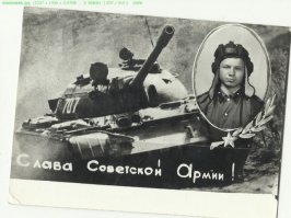 Похож на Донни Уолберга.