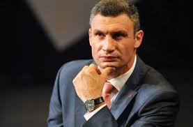 Их просто читать не надо.

Например последняя:
"Относись к людям так так и относись! Потому что ни хрена относиться так же, как относишься к ним ты!"