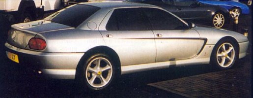 456-ая Феррари, была не только универсалом, но и седаном. Все этим машины сделаны по заказу шейха Брунея. Он один из самых лютых коллекционеров.