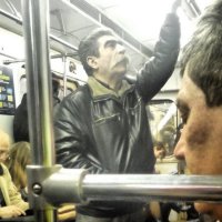 Еду я как-то в общественном транспорте, вы не поверите, с кем!