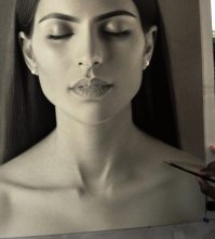 Не буду писать про этого парня, я художник,а не критик. Есть в Лондоне очень загорелый рисовальщик,чьи работы тоже заслуживают внимания - Kelvin Okafor.
Вот, например: