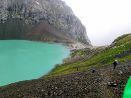Красотища! Теперь тоже хочу на Эльбрус!) Мы в начале августа поднимались на озеро Ала-Куль (Киргизия) высота чуть больше 4000, а виды такие же прекрасные!