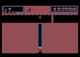 А как же не заслуженно забытая игра Monty?? Которая вышла на Atari и грузилась с аудио кассеты. ..))))